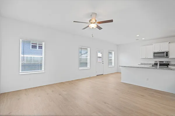 $284,900 | 14500 Wahlbergs Way, Elgin, TX 78621