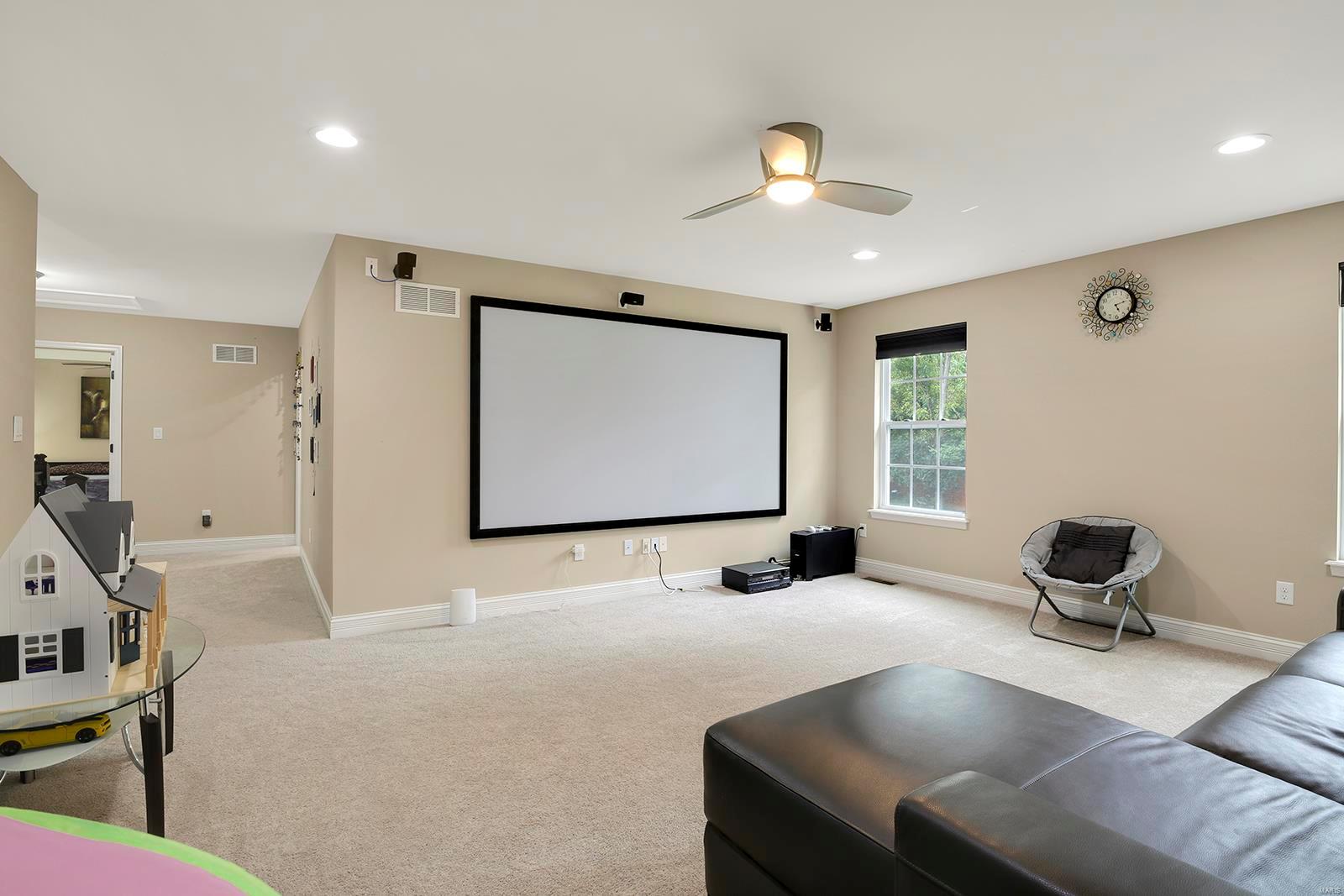 220 Barker Lane Ballwin, MO 63021 - Photo 22 of 37