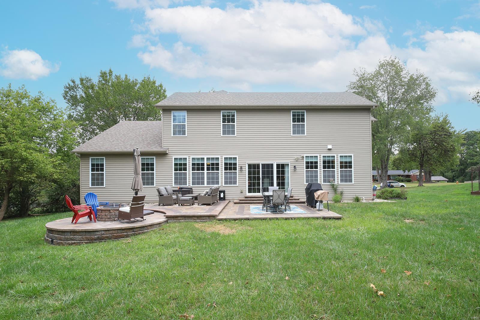 220 Barker Lane Ballwin, MO 63021 - Photo 34 of 37