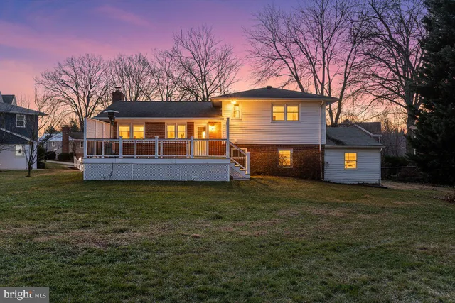 a picture of a park with a bench