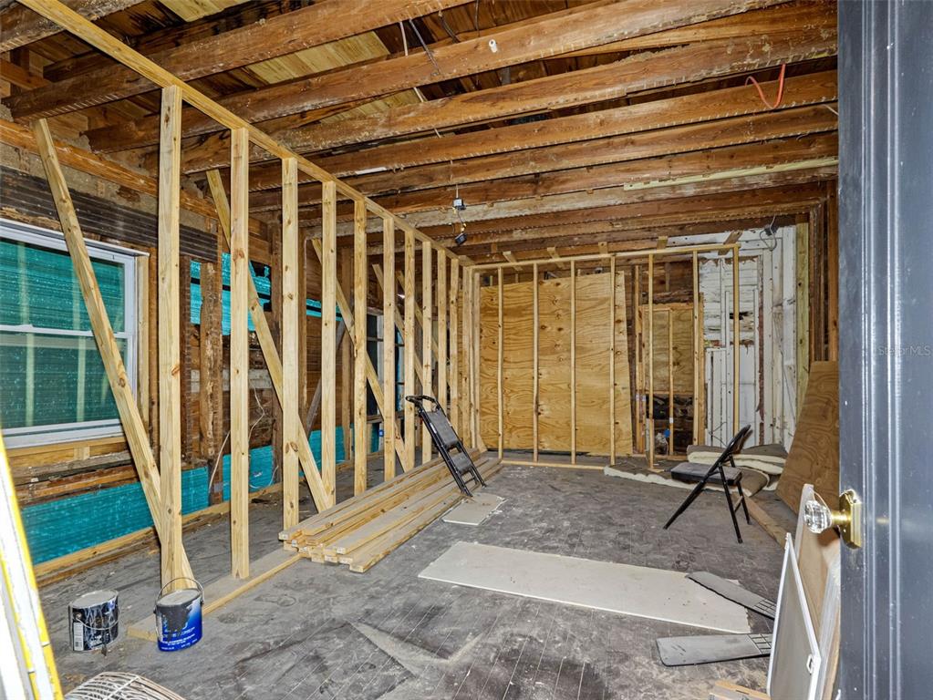 1570 48th Avenue North St. Petersburg, FL 33703 - Photo 43 of 75