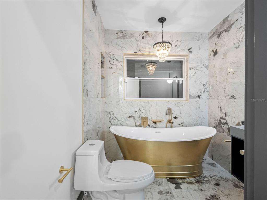 1570 48th Avenue North St. Petersburg, FL 33703 - Photo 45 of 75