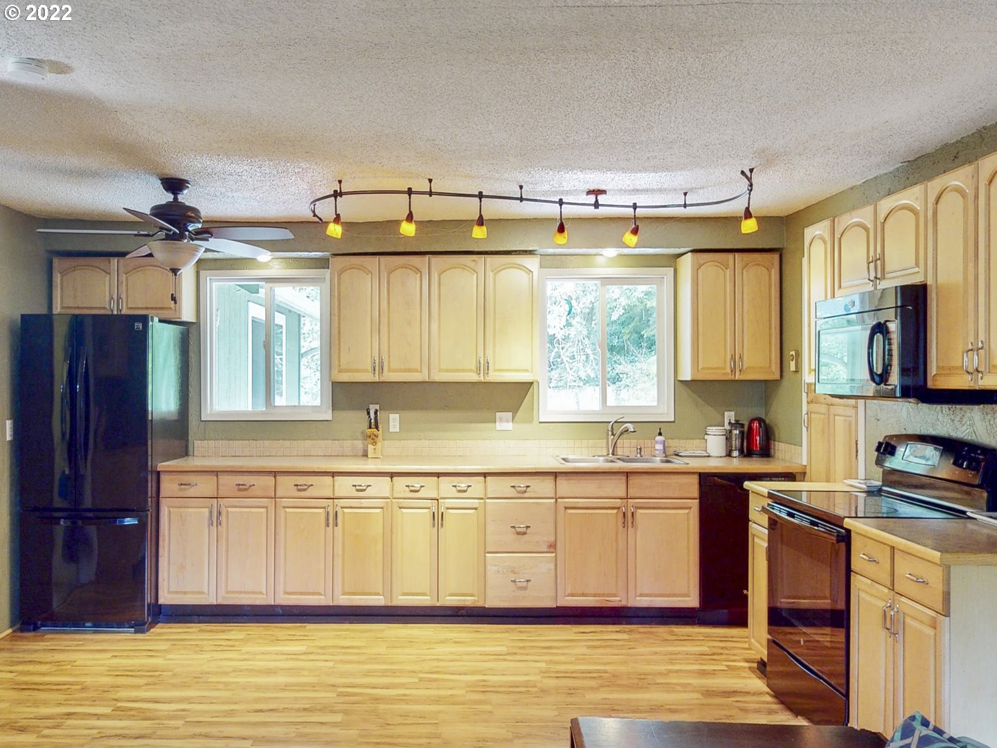 2830 Munsel Lake Road Florence, OR 97439 - Photo 9 of 22 Gallery Image 9