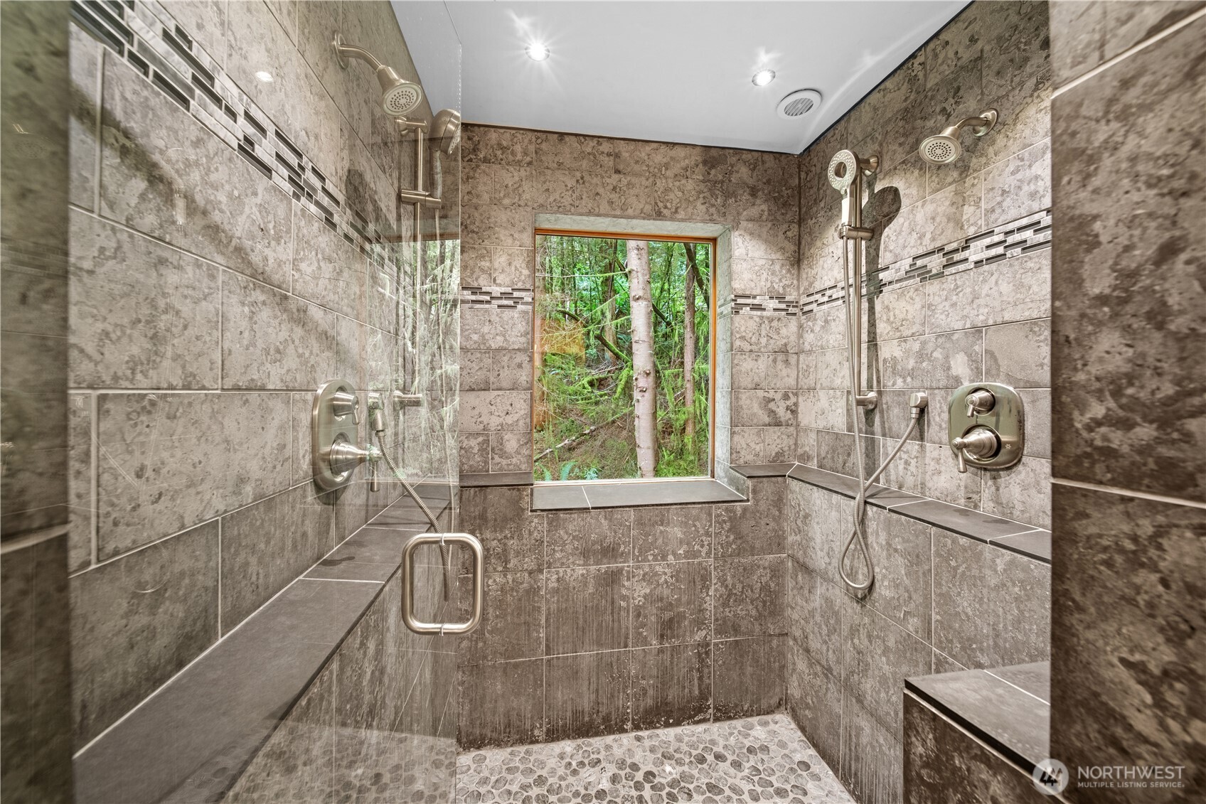 24110 South Lake Roesiger Road Snohomish, WA 98290 - Photo 18 of 28
