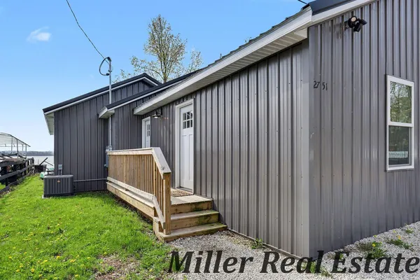 $699,900 | 2751 Russell Drive, Wayland, MI 49348