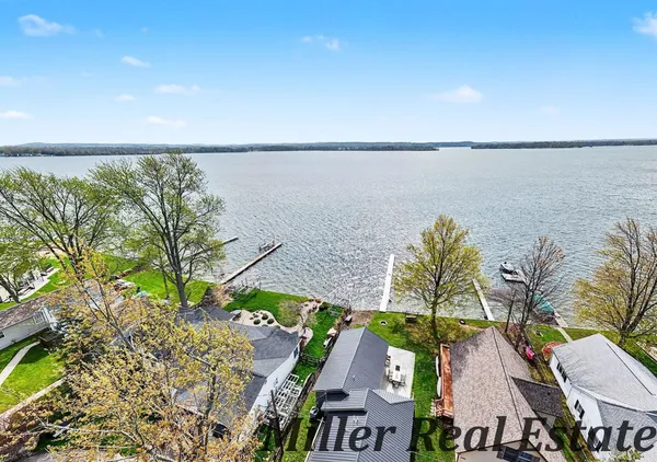 $699,900 | 2751 Russell Drive, Wayland, MI 49348