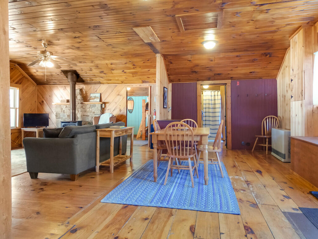 5 Lyons Lane, Unit SS Rangeley, ME 04970 - Photo 12 of 50 Dining Area