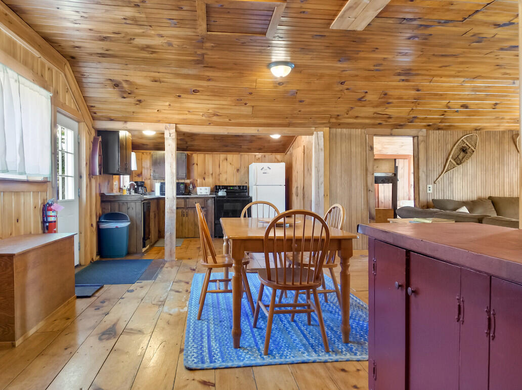 5 Lyons Lane, Unit SS Rangeley, ME 04970 - Photo 18 of 50 Dining and Kitchen