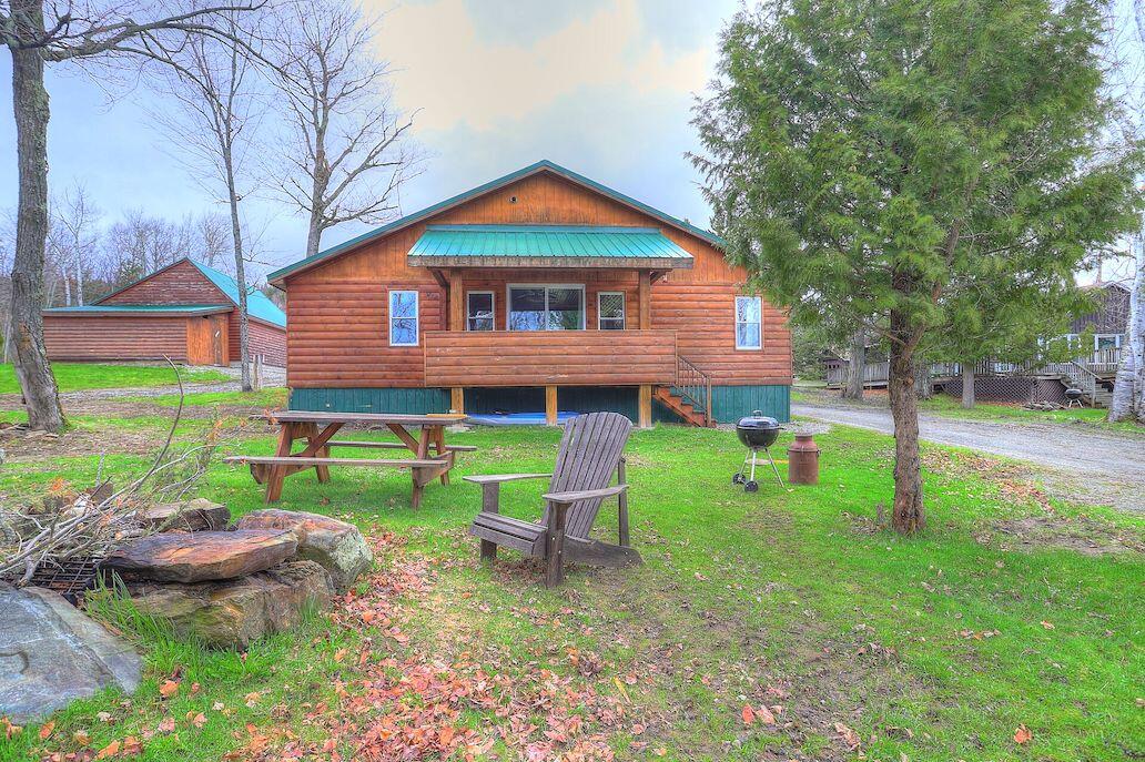 5 Lyons Lane, Unit SS Rangeley, ME 04970 - Photo 2 of 50 Snowshoe