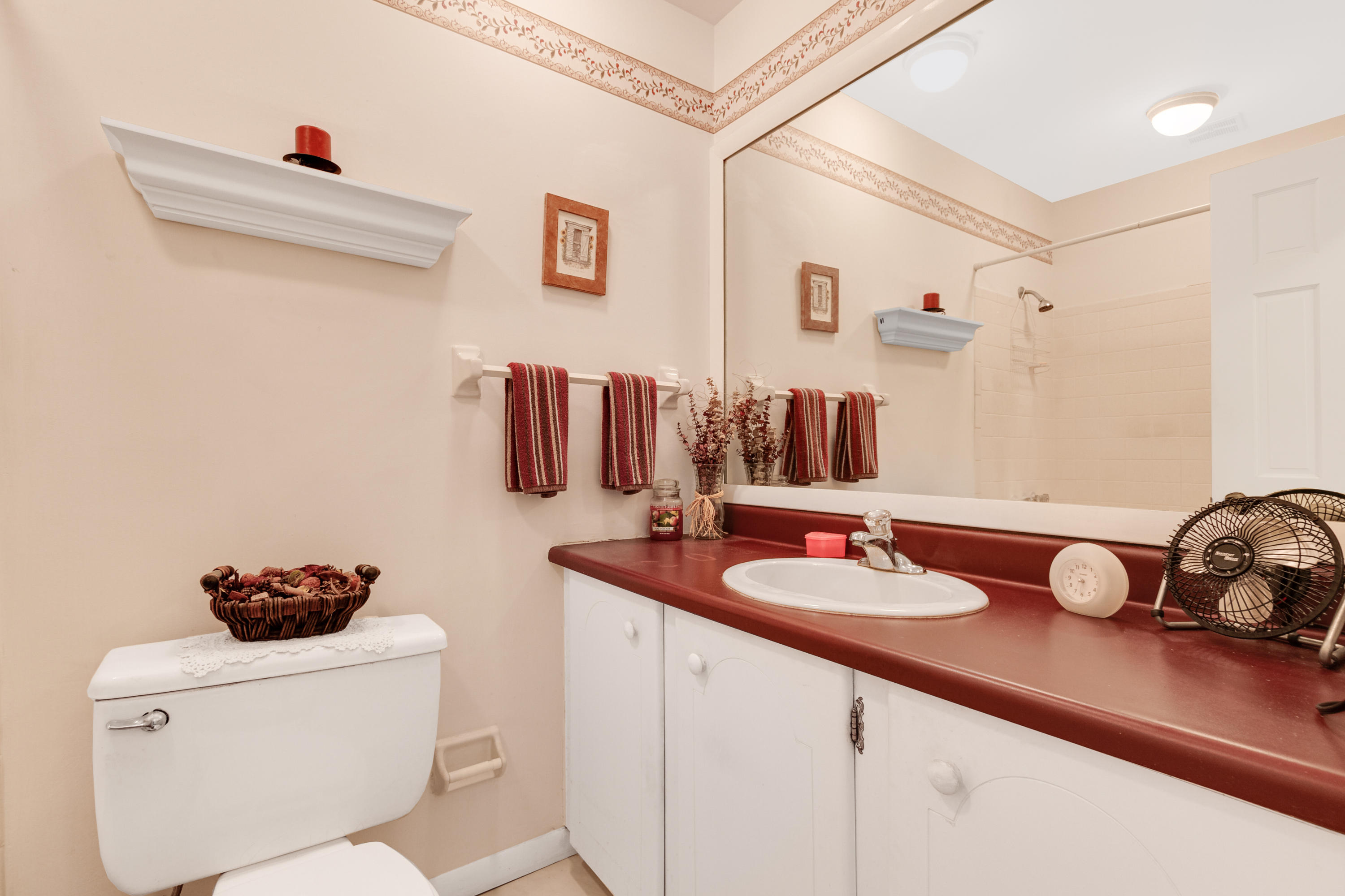 115 Beverly Road West Jupiter, FL 33469 - Photo 15 of 22 14_115_W_Beverly__14_mls