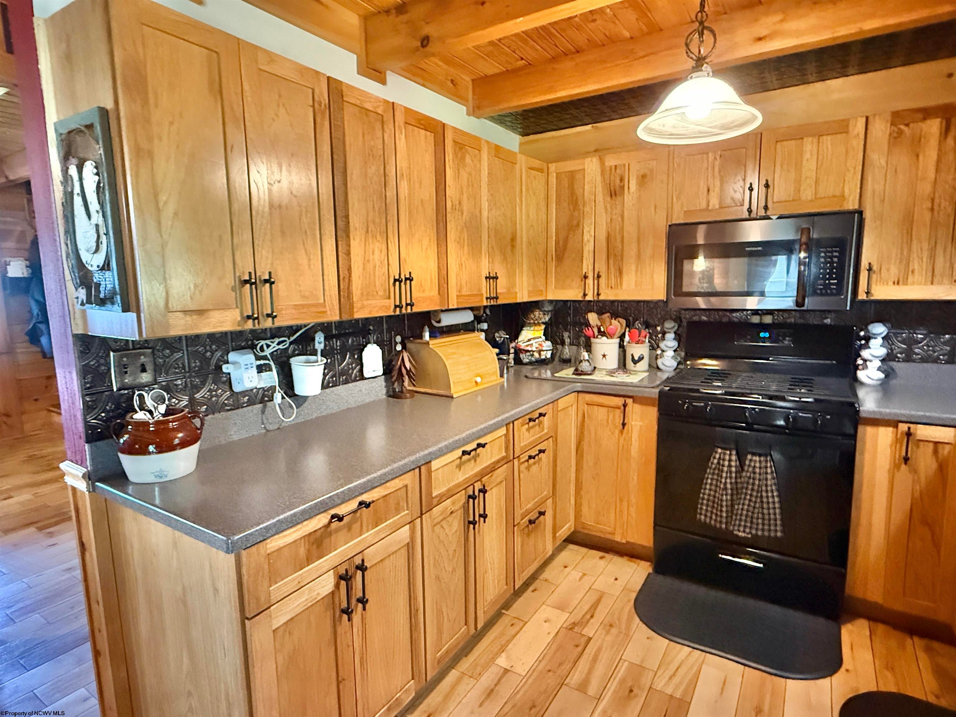 355 Bennett Road Philippi, WV 26416 - Photo 16 of 50 Gallery Image 16