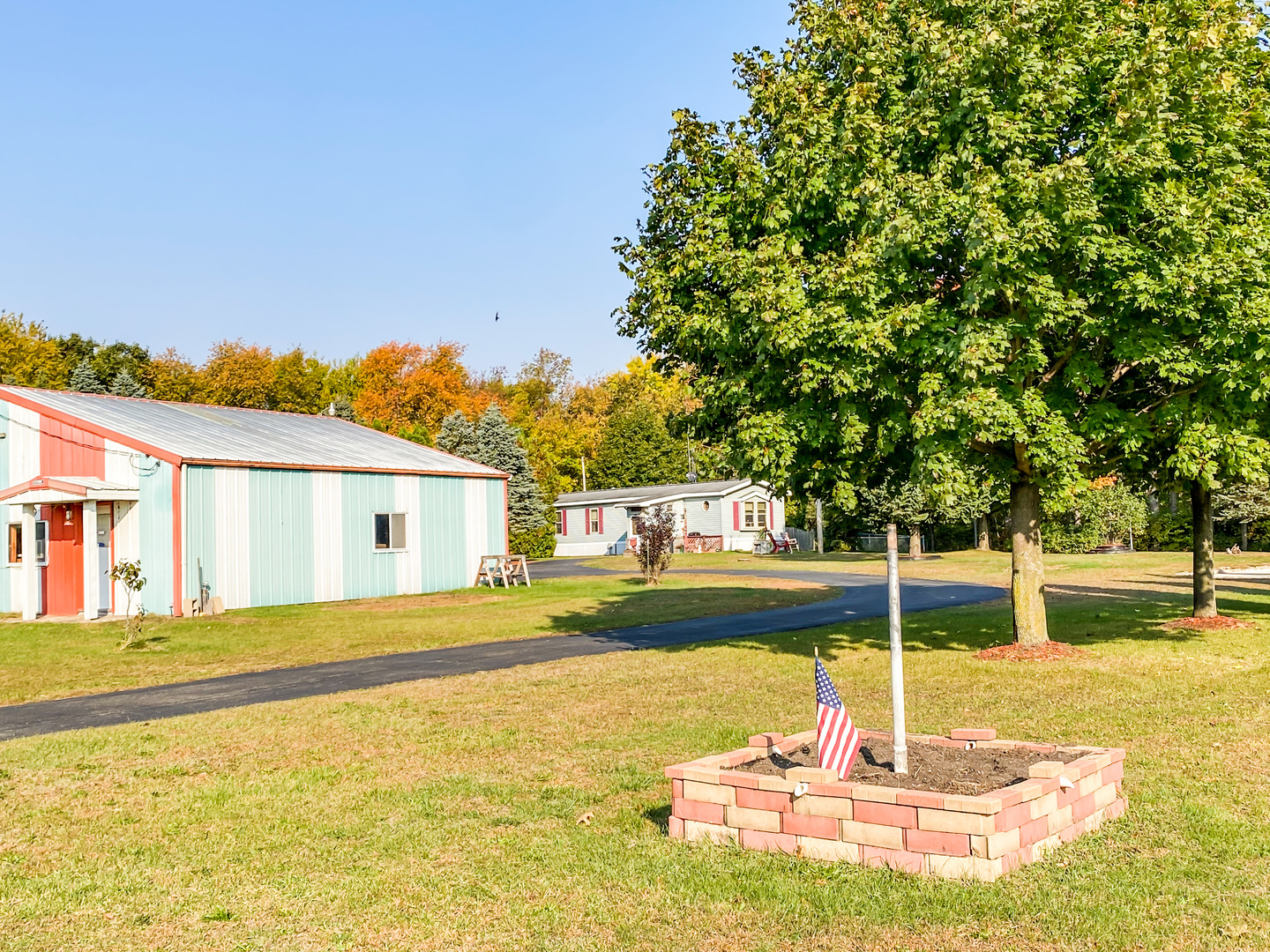 1460 Sleepy Hollow Road Amboy, IL 61310 - Photo 4 of 32
