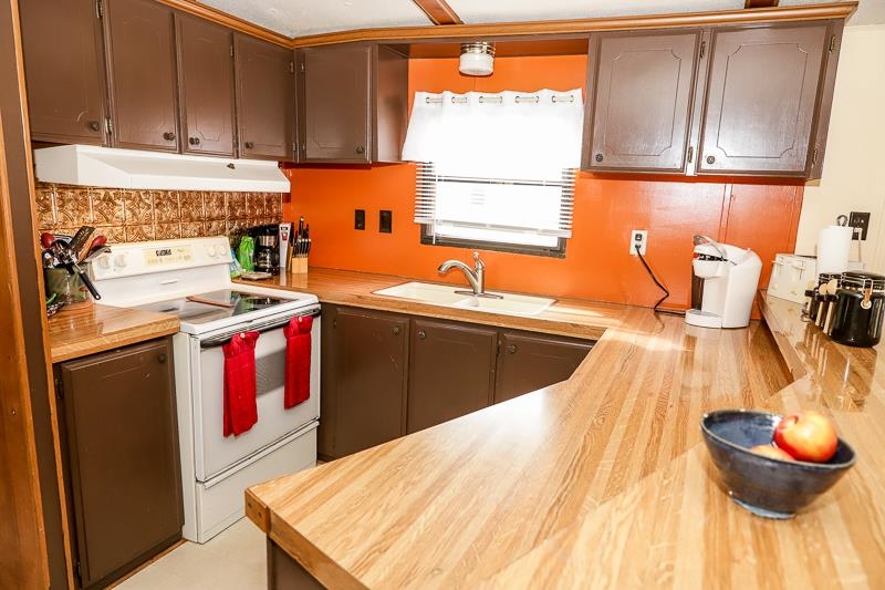 965 Stage Road Ferrisburgh, VT 05473 - Photo 14 of 37