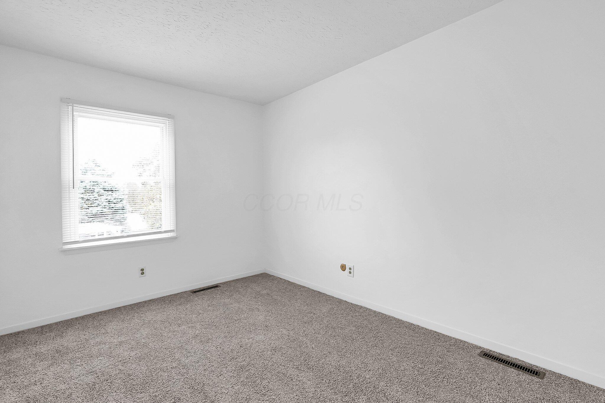 5921 Parkglen Road Galloway, OH 43119 - Photo 17 of 29 Bedroom 2
