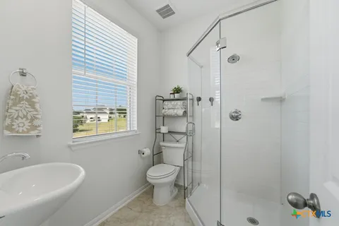 $575,000 | 160 Villars Drive, Salado, TX 76571
