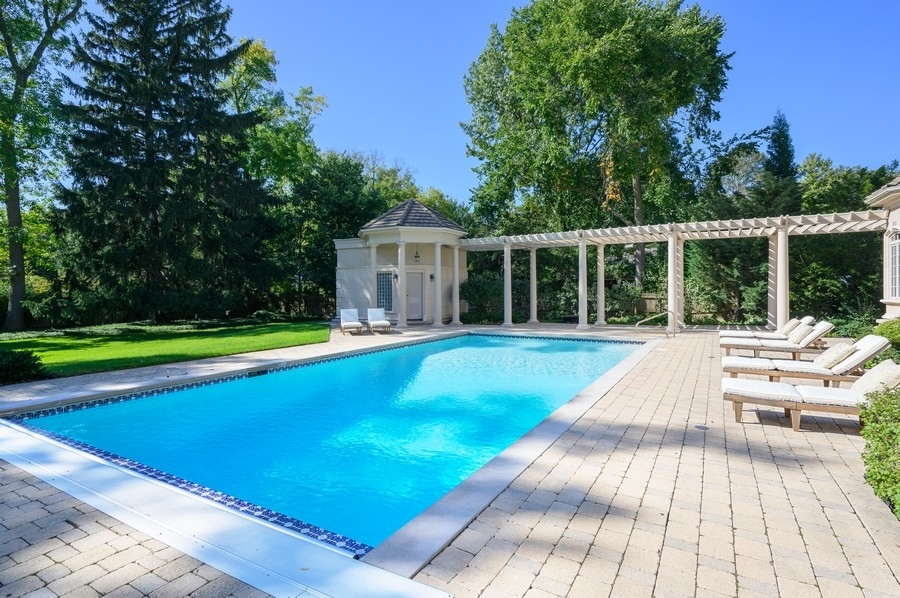 246 Sheridan Road Winnetka, IL 60093 - Photo 8 of 12