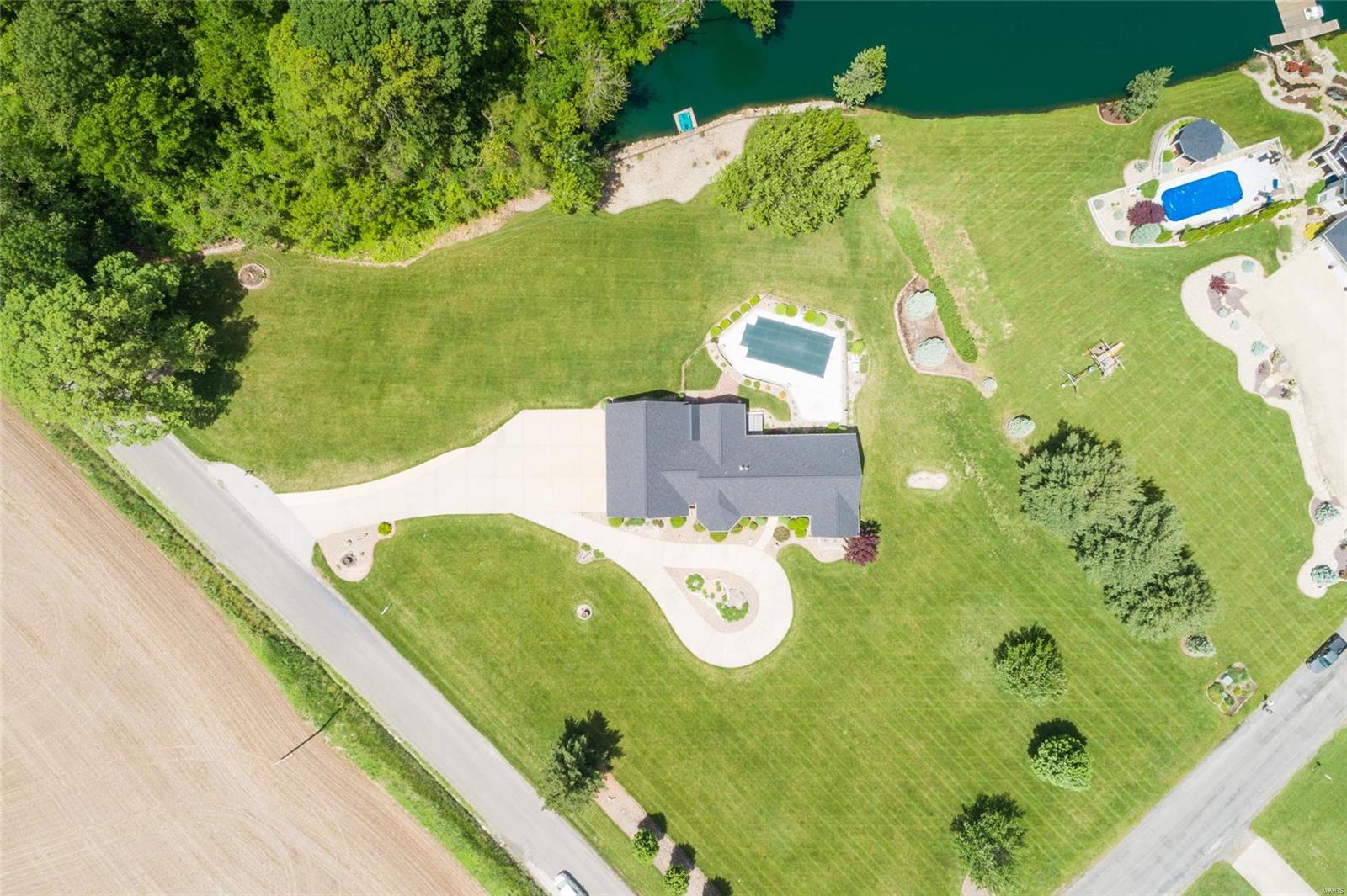 620 Lower Marine Road Troy, IL 62294 - Photo 2 of 70 Gallery Image 2