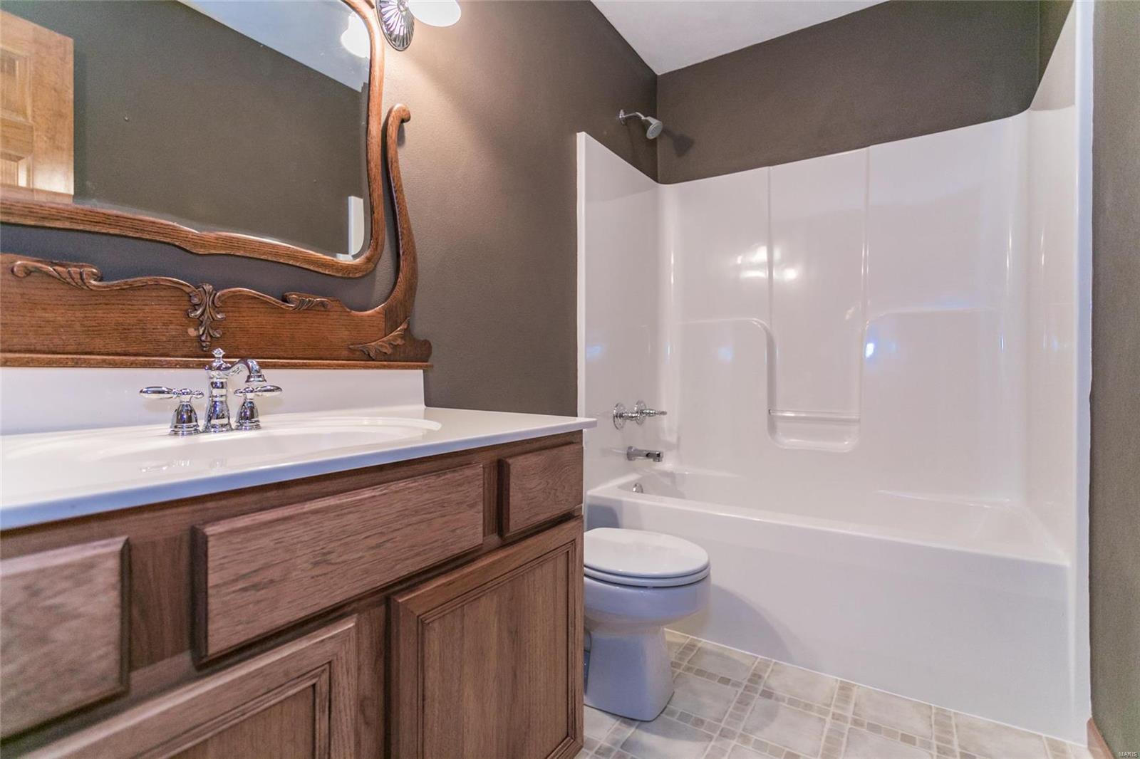 620 Lower Marine Road Troy, IL 62294 - Photo 26 of 70 Gallery Image 26