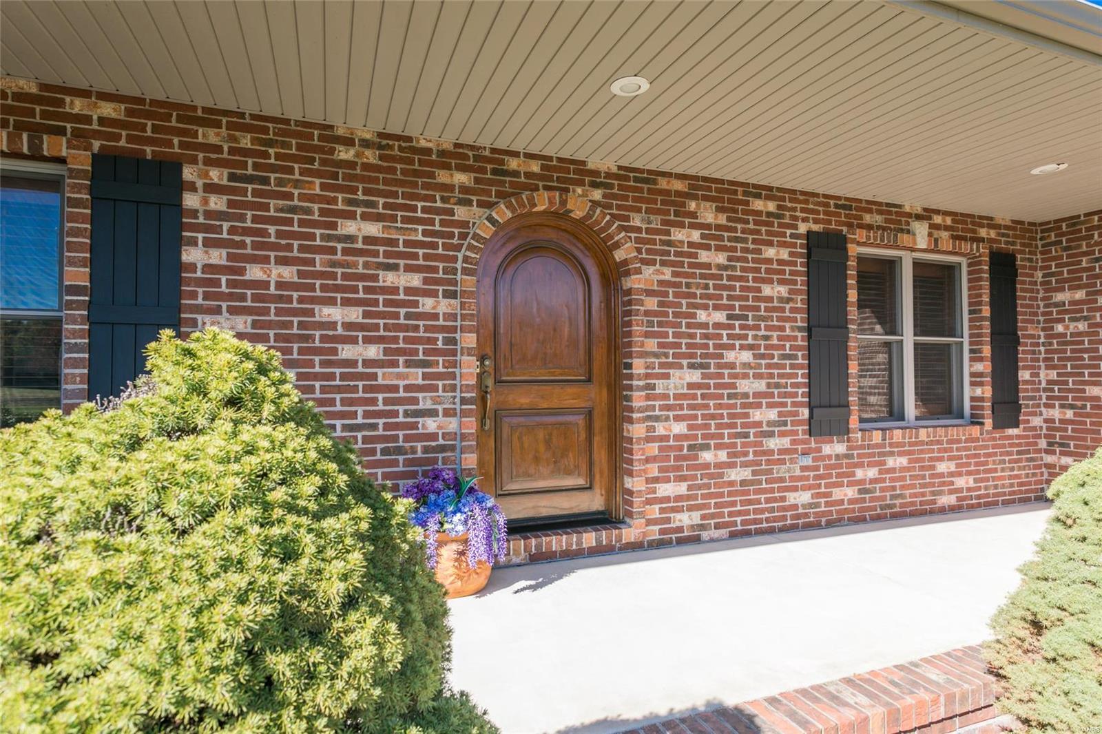 620 Lower Marine Road Troy, IL 62294 - Photo 4 of 70 Gallery Image 4