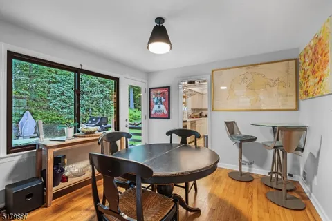 $1,075,000 | 22 Arrowhead Road, Morristown, NJ 07960