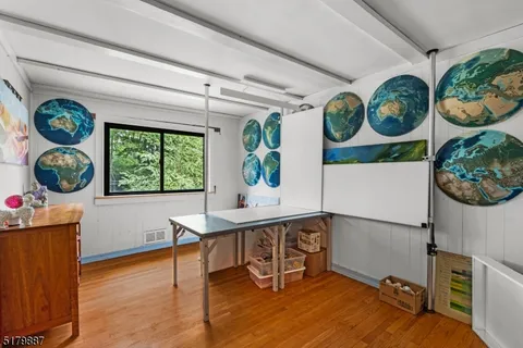 $1,075,000 | 22 Arrowhead Road, Morristown, NJ 07960