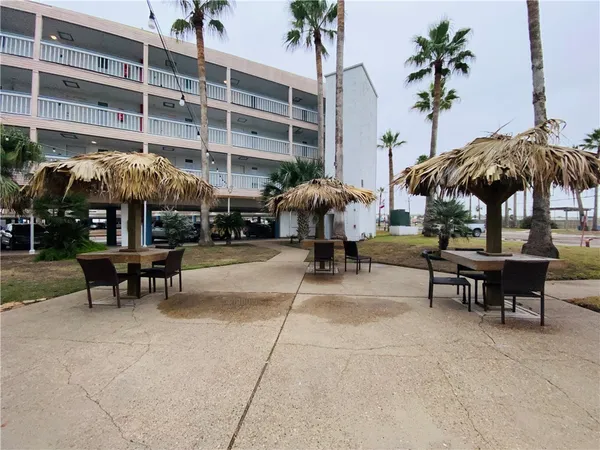 $1,150 | 3938 Surfside Boulevard, Unit 2205, Corpus Christi, TX 78402