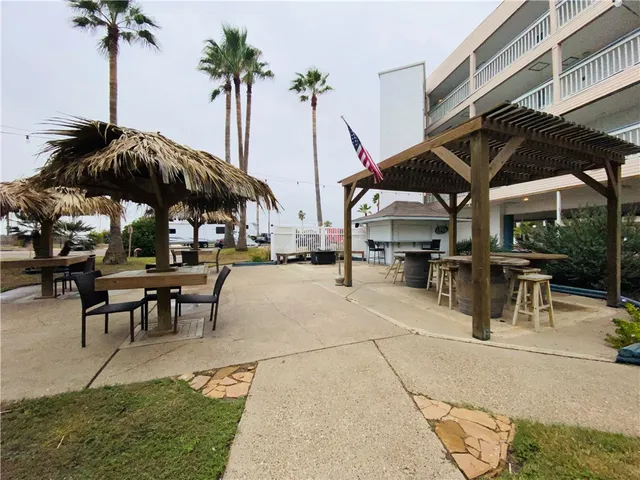 $1,150 | 3938 Surfside Boulevard, Unit 2205, Corpus Christi, TX 78402