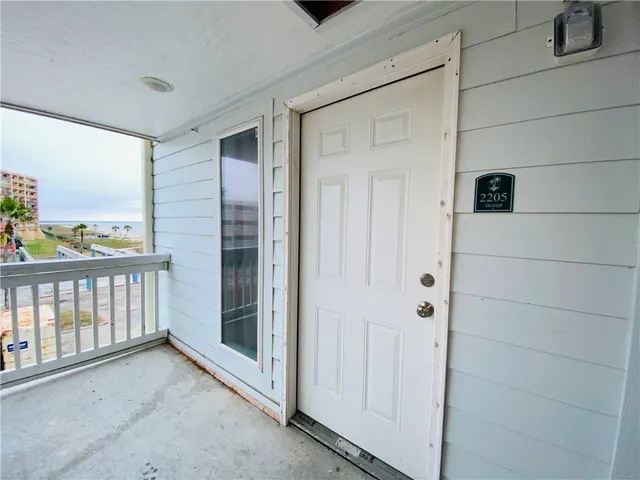 $1,150 | 3938 Surfside Boulevard, Unit 2205, Corpus Christi, TX 78402