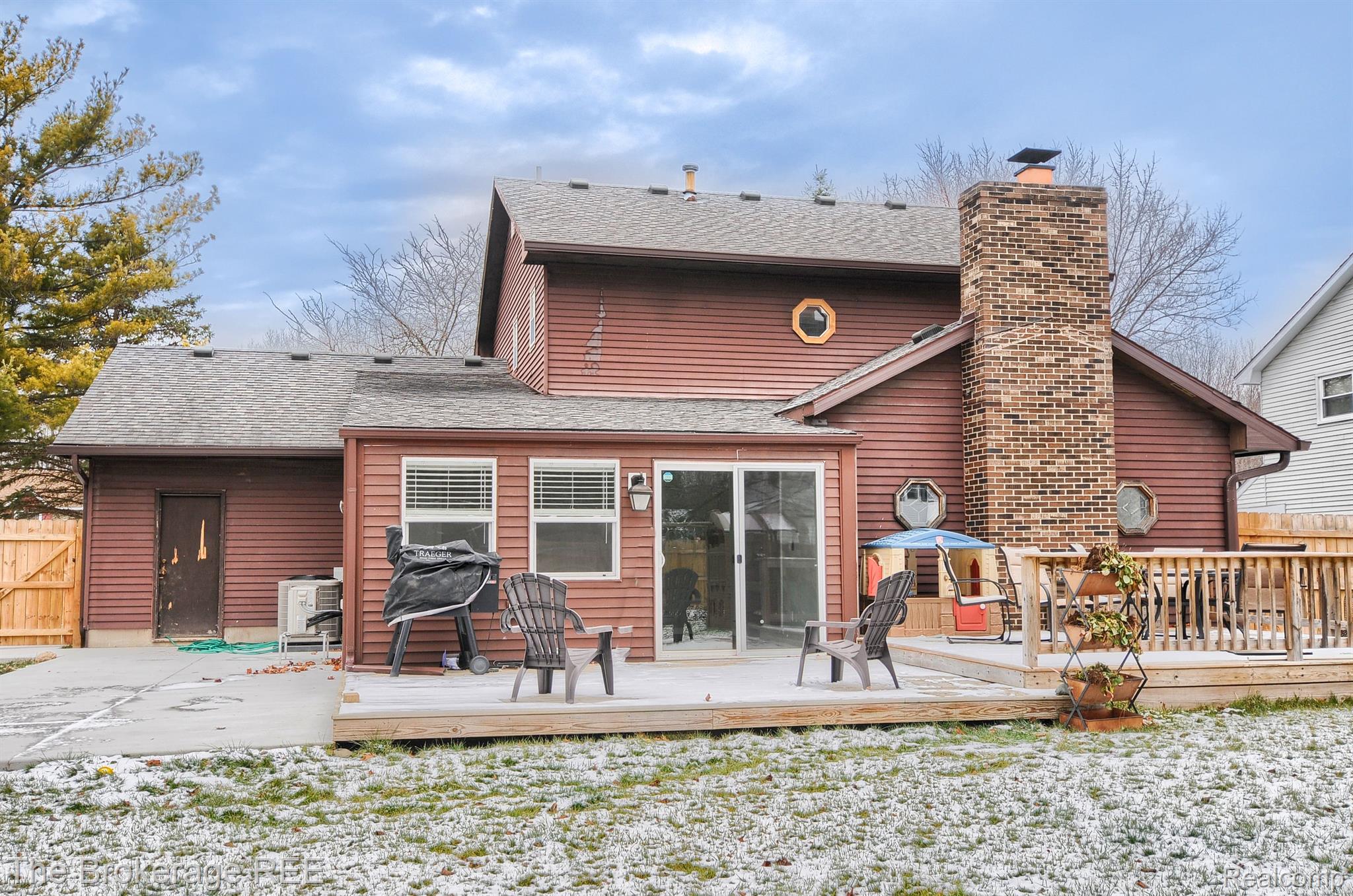 5486 Copley Square Road Grand Blanc, MI 48439 - Photo 3 of 44 Gallery Image 3