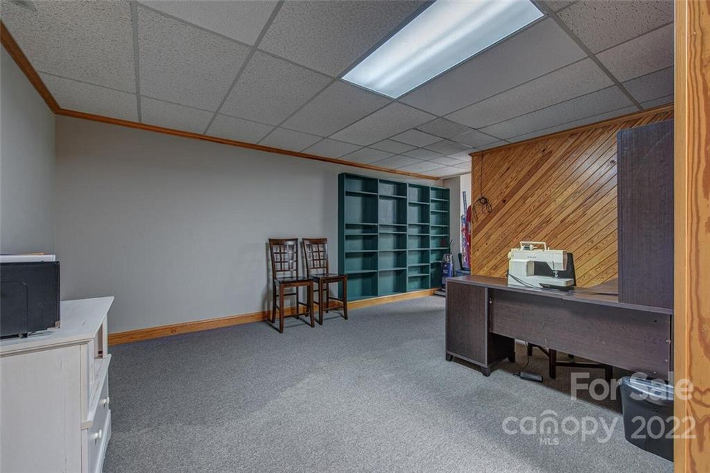 1909 3 Lakes Road Shelby, NC 28150 - Photo 38 of 48 a view of workspace with window
