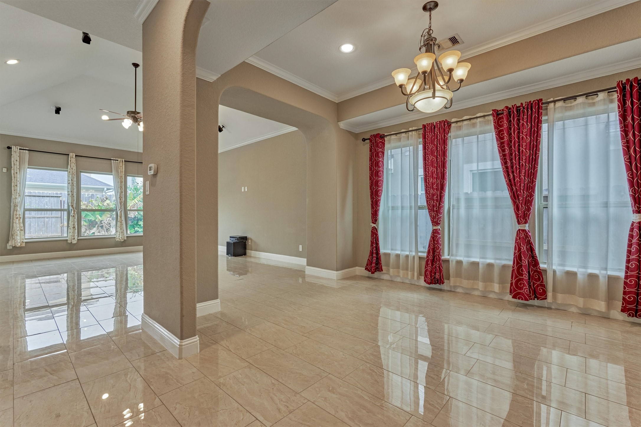 106 Bella Luce Shenandoah, TX 77381 - Photo 13 of 47