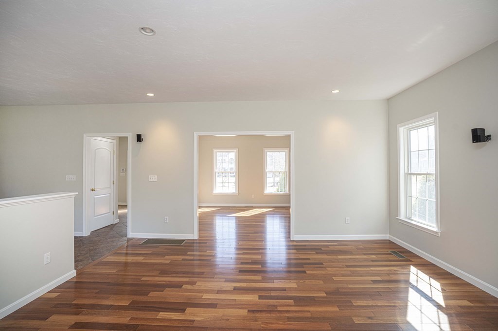 367 Finch Road Raynham, MA 02767 - Photo 6 of 42 Gallery Image 6