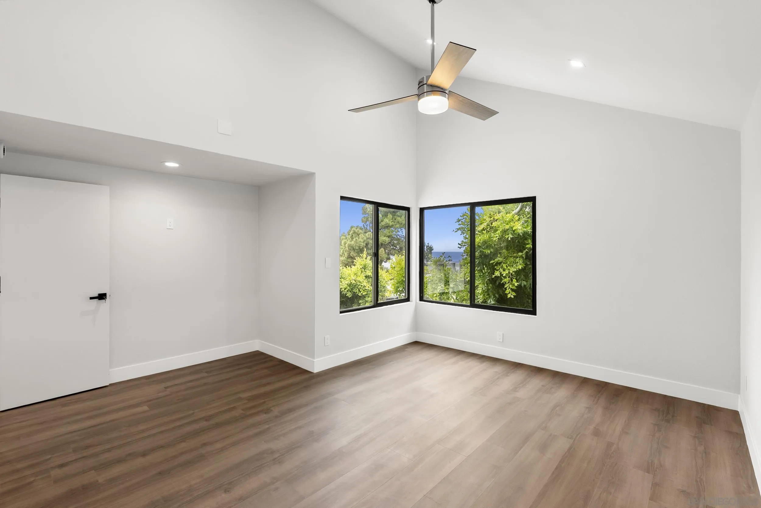 2029 Del Mar Heights Road Del Mar, CA 92014 - Photo 30 of 42