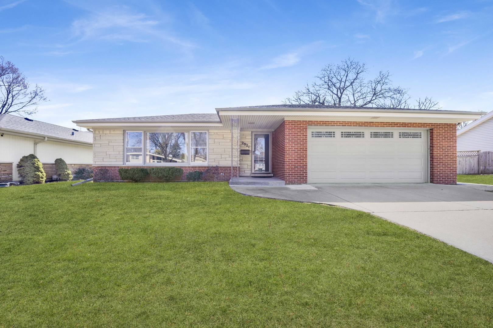 2921 Lahon Street Park Ridge, IL 60068 - Photo 1 of 26 Gallery Image 1