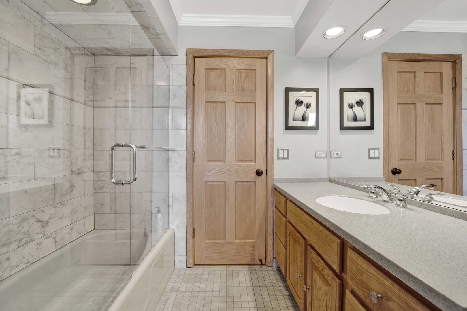 2921 Lahon Street Park Ridge, IL 60068 - Photo 19 of 26 Gallery Image 19