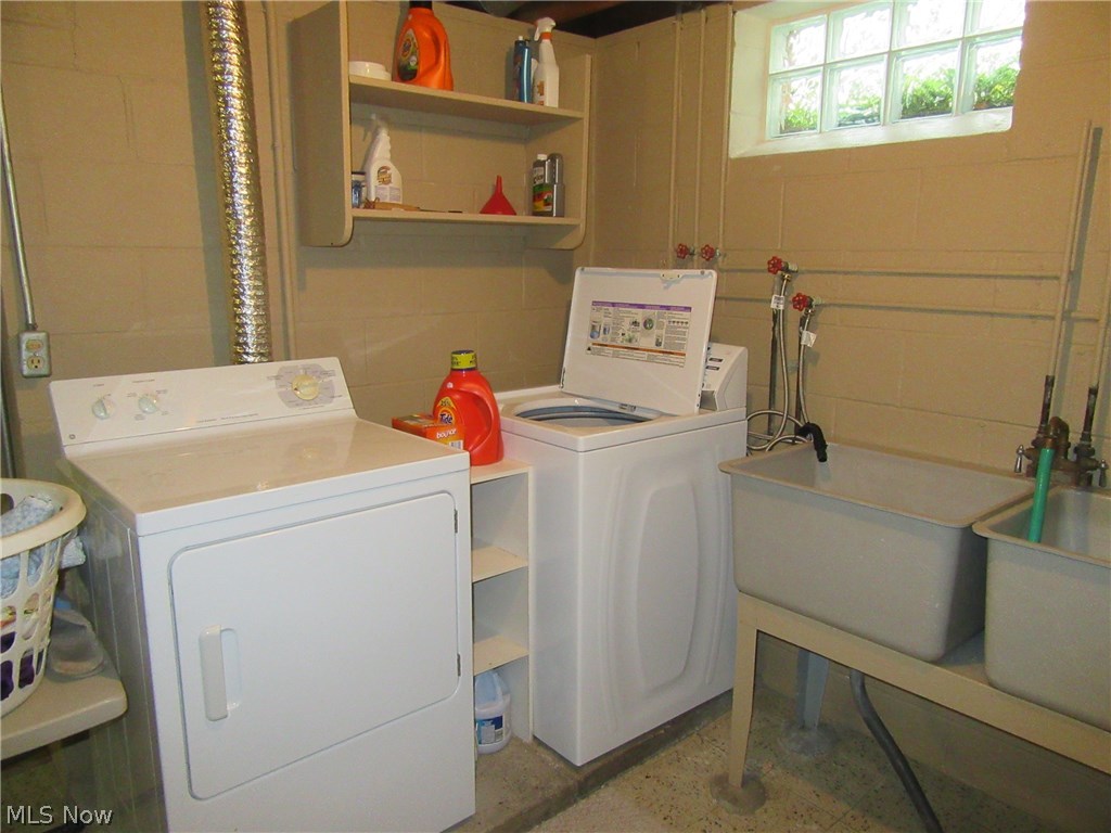 4095 Linnell Road Cleveland, OH 44121 - Photo 19 of 24 Gallery Image 19