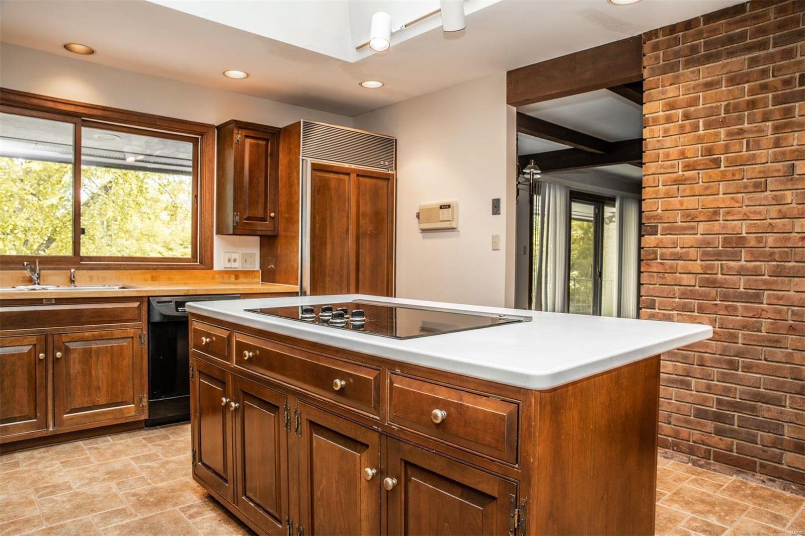 10166 Winding Ridge Road Ladue, MO 63124 - Photo 8 of 17 Gallery Image 8
