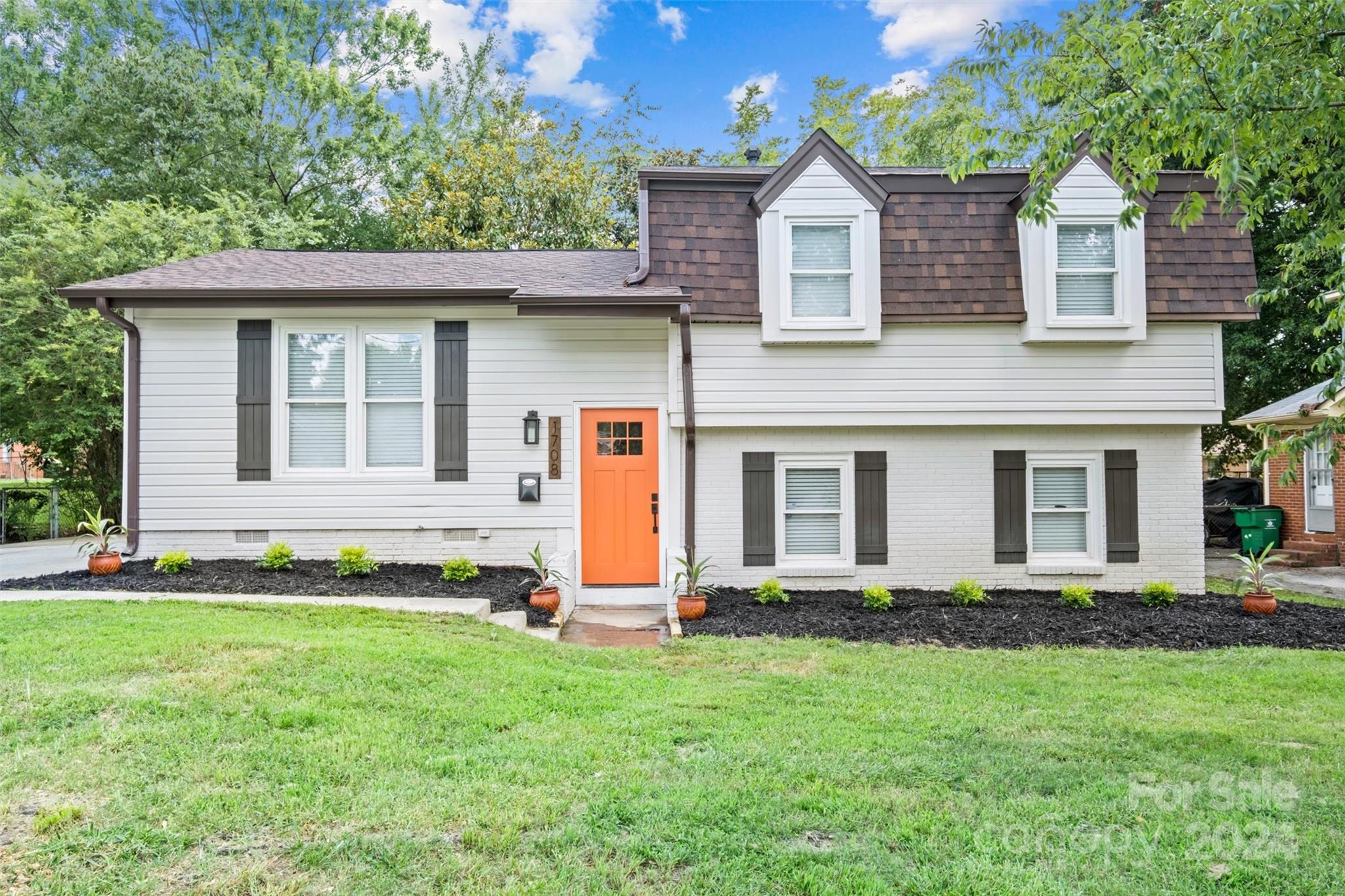 1708 Griers Grove Road Charlotte, NC 28216 - Photo 17 of 18 Gallery Image 17
