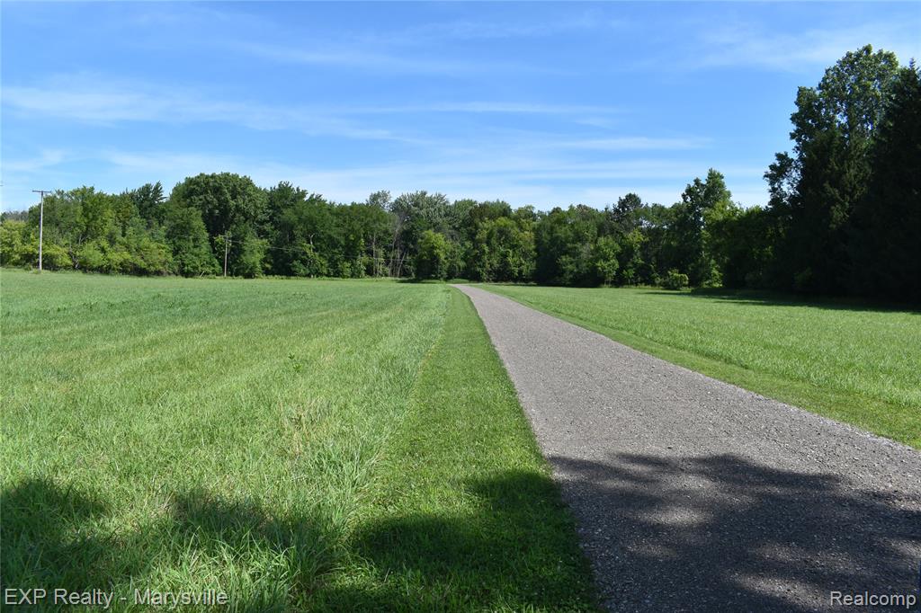 12980 Metcalf Road Yale, MI 48097 - Photo 12 of 33