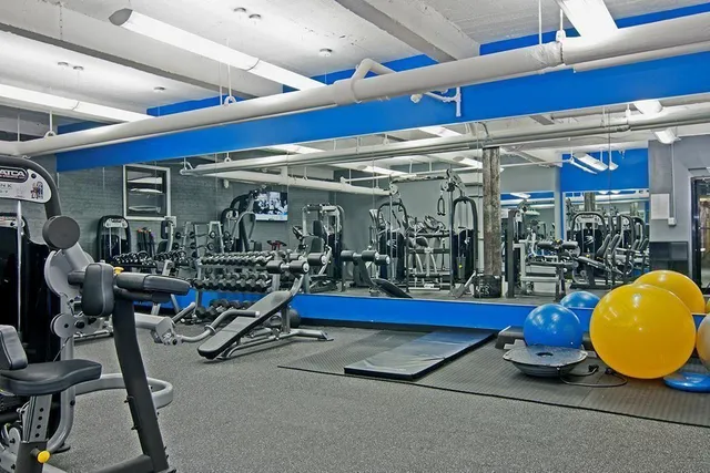 $575,000 | 333 West 57th Street, Unit 302 | Hell's Kitchen