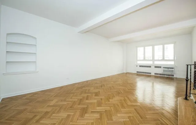 $575,000 | 333 West 57th Street, Unit 302 | Hell's Kitchen