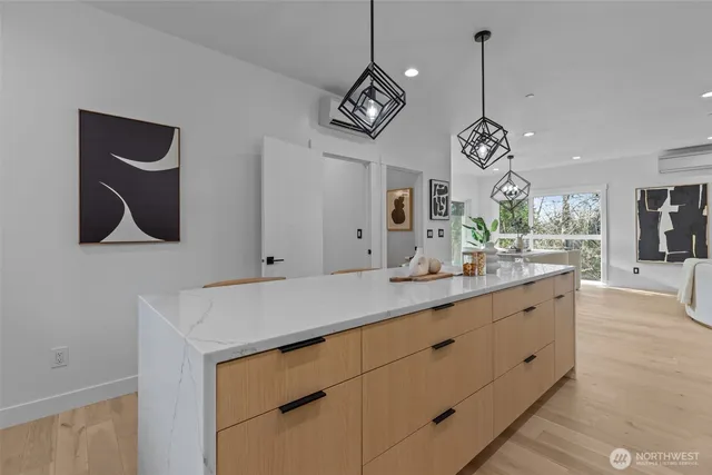 $2,000,000 | 4103 151st Avenue Southeast, Bellevue, WA 98006