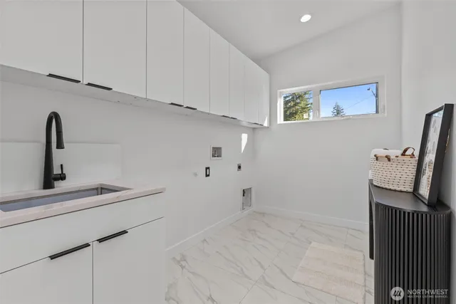 $2,000,000 | 4103 151st Avenue Southeast, Bellevue, WA 98006