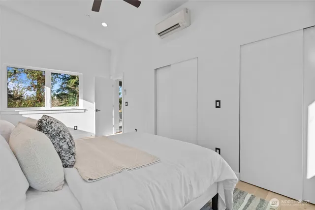 $2,000,000 | 4103 151st Avenue Southeast, Bellevue, WA 98006