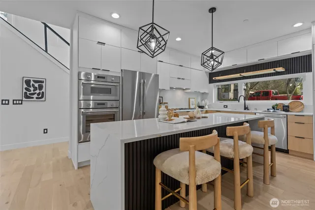 $2,000,000 | 4103 151st Avenue Southeast, Bellevue, WA 98006