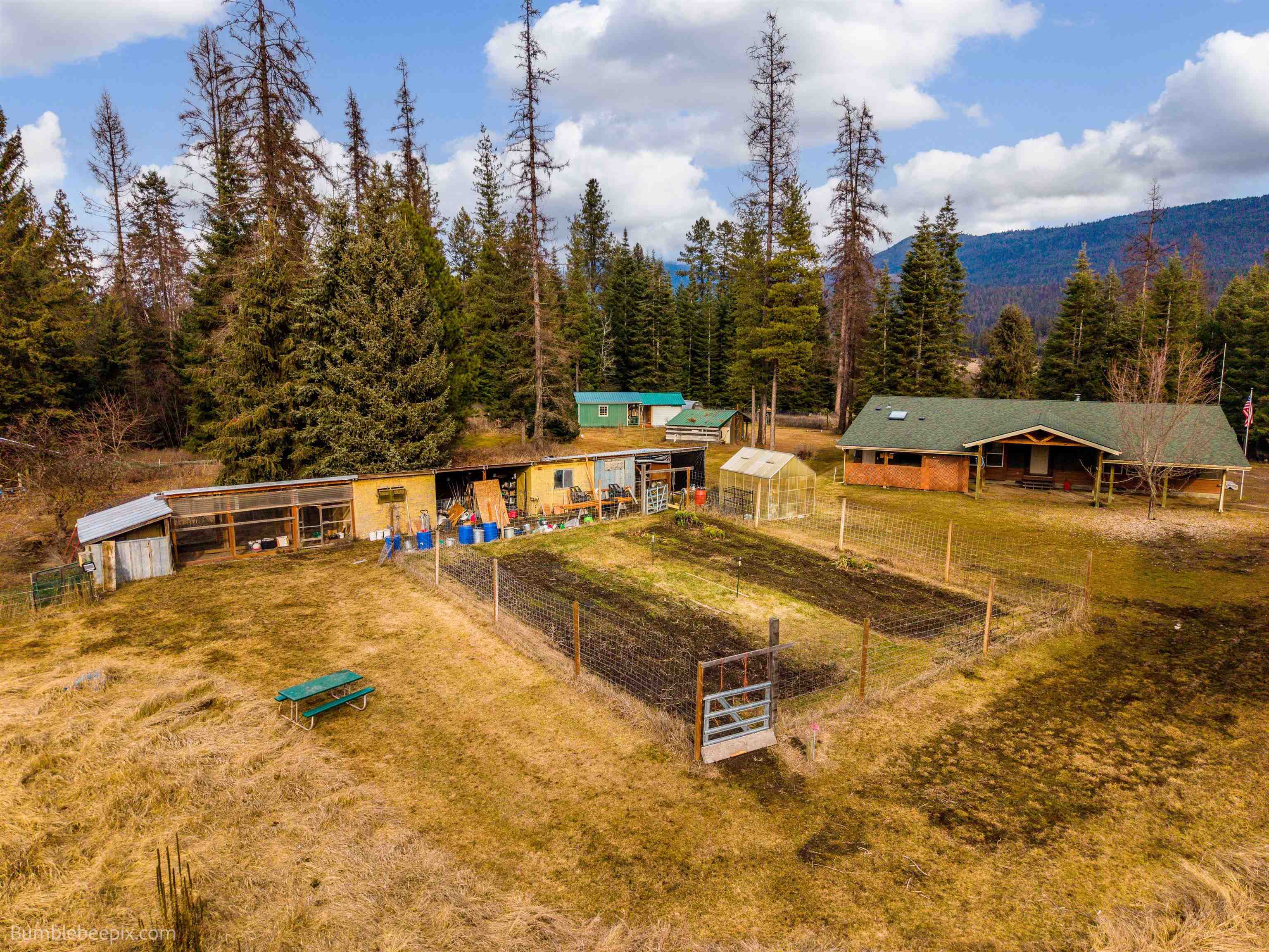263 Fourspots Road Cusick, WA 99119 - Photo 41 of 50