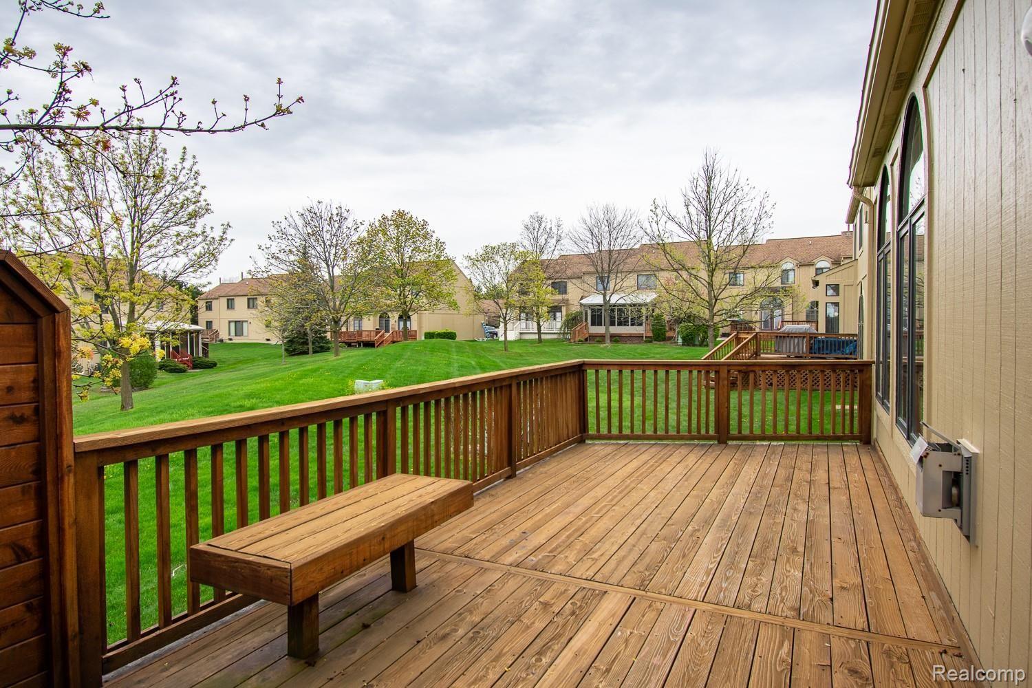 2231 Crystal Drive, Unit 25 Rochester, MI 48309 - Photo 38 of 41 2231 Crystal Drive_38.jpg