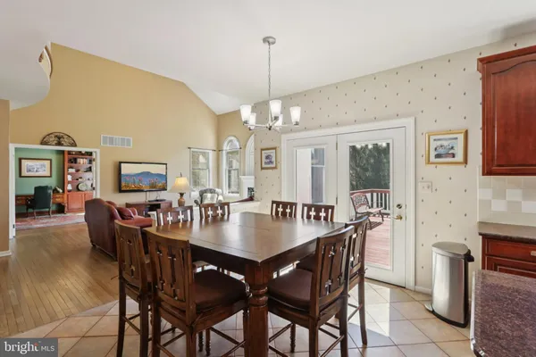 $1,089,000 | 105 Nelson Drive, Southampton, PA 18966