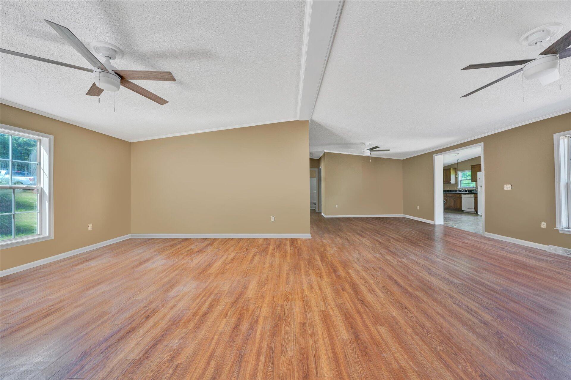 1379 Ridgewood Road Huddleston, VA 24104 - Photo 2 of 26 02-Screenshot 2022-07-13 070900