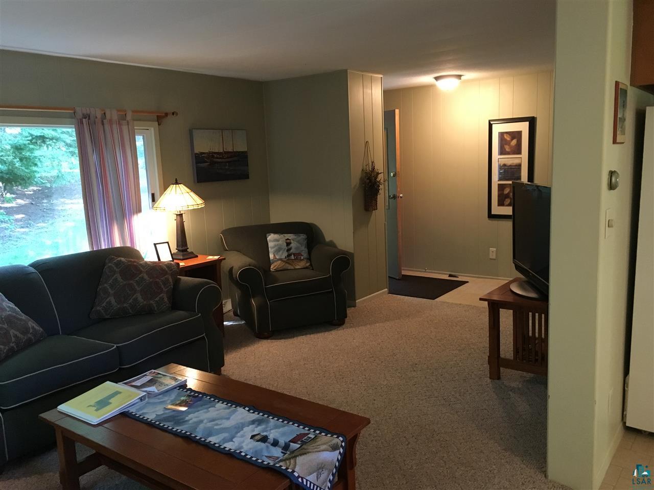 86710 Island View Road Bayfield, WI 54814 - Photo 5 of 34 Gallery Image 5